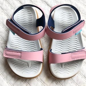 Girls Pink Native Sandals C8